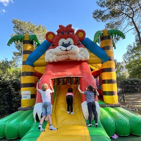 Camping La Simioune En Provence 볼렌느 외부 사진