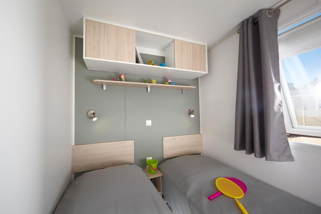 Camping La Simioune En Provence 볼렌느 외부 사진
