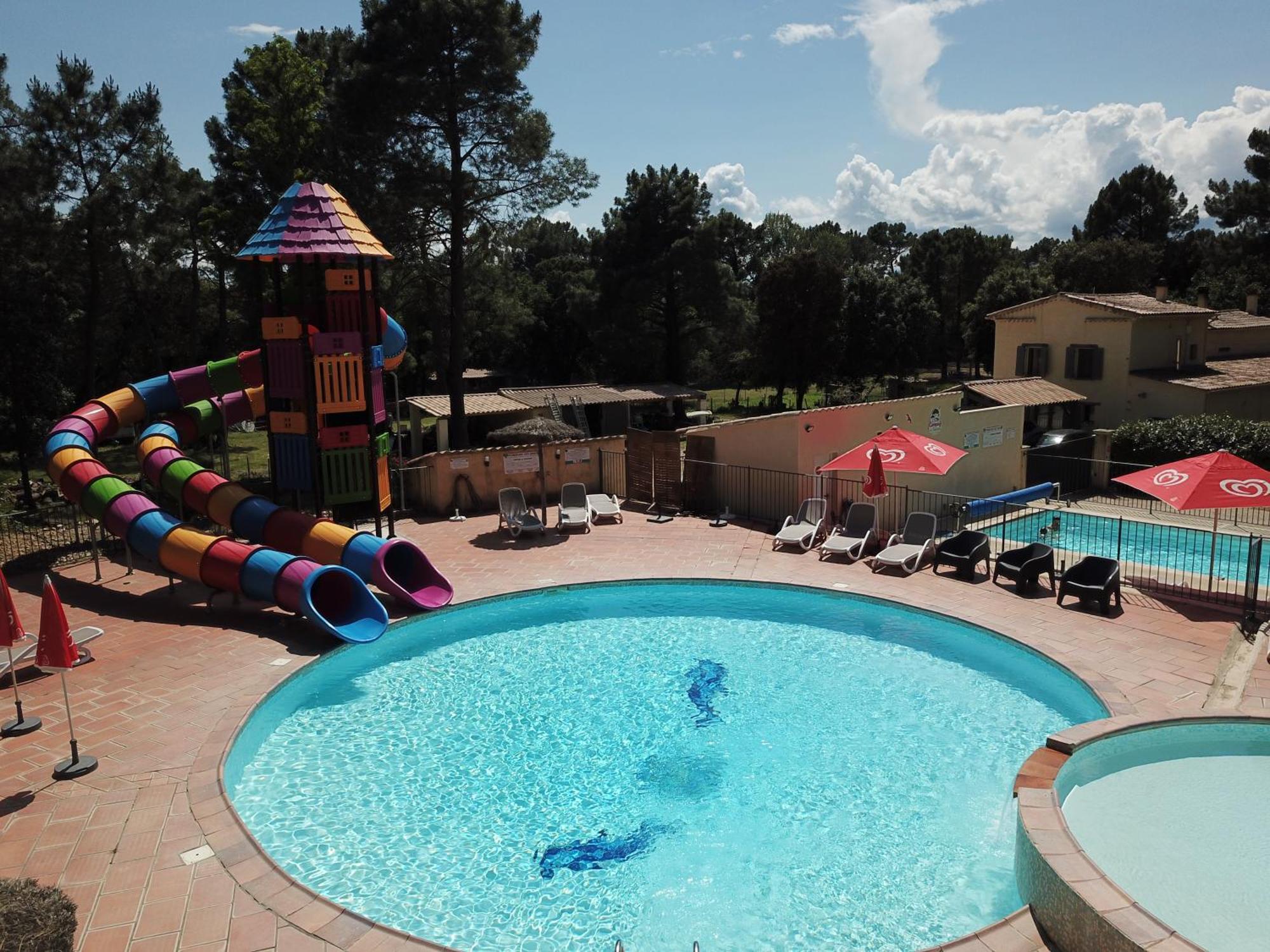Camping La Simioune En Provence 볼렌느 외부 사진