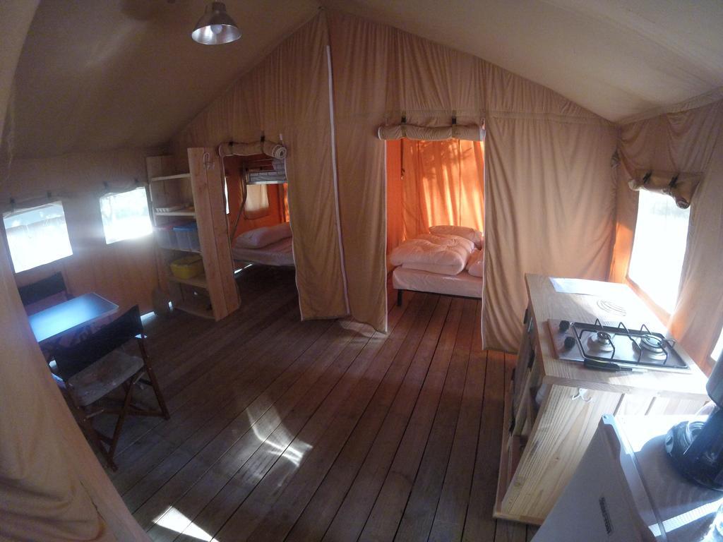 Camping La Simioune En Provence 볼렌느 외부 사진