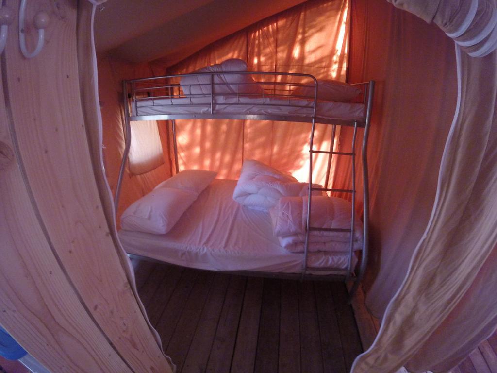 Camping La Simioune En Provence 볼렌느 외부 사진